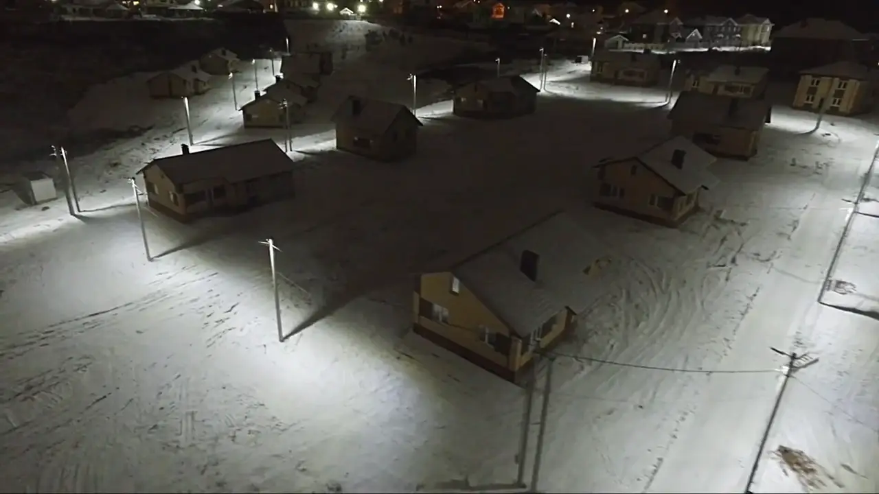 ЖСК "Университетский городок" ночью фото 2